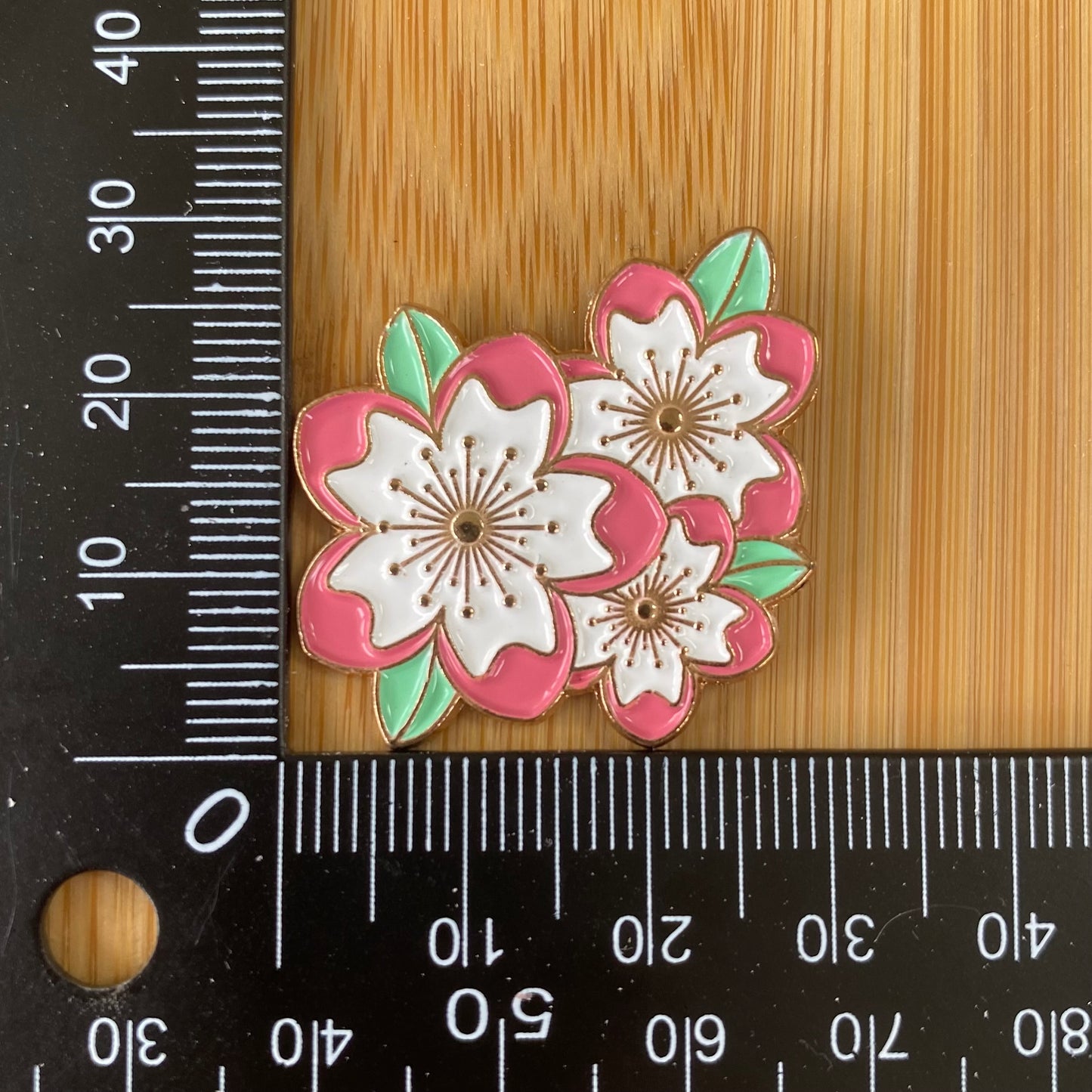 Pink & White Cherryblossom Needle Minder