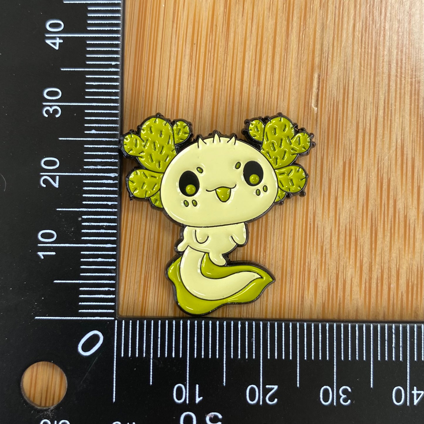 Green Cactus Axolotl Needle Minder