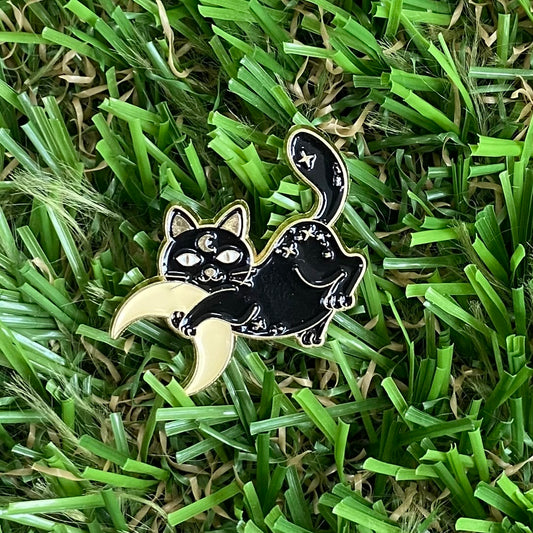 Moon Cat Needle Minder