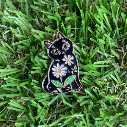 Flower Cat Needle Minder