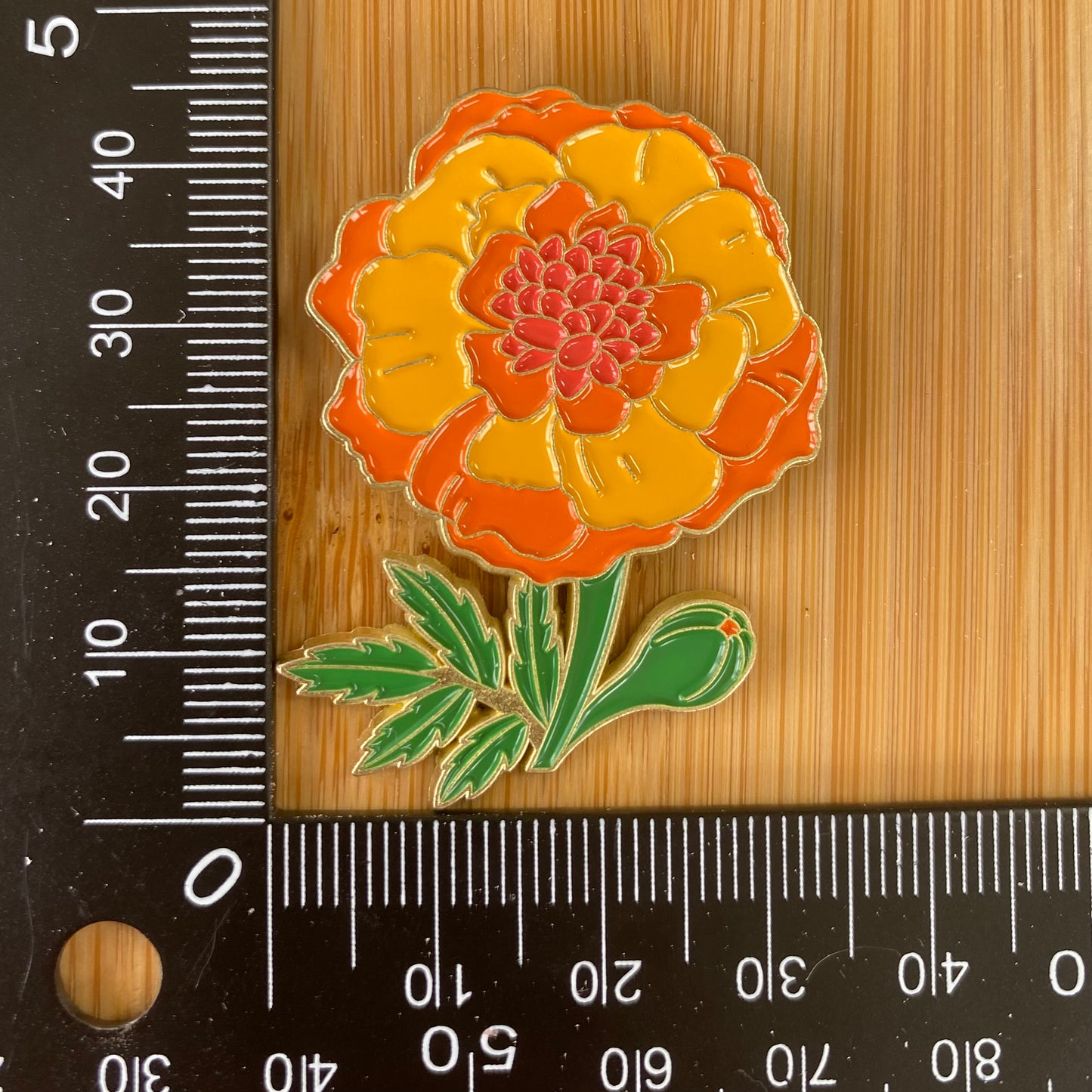 Orange Flower Needle Minder