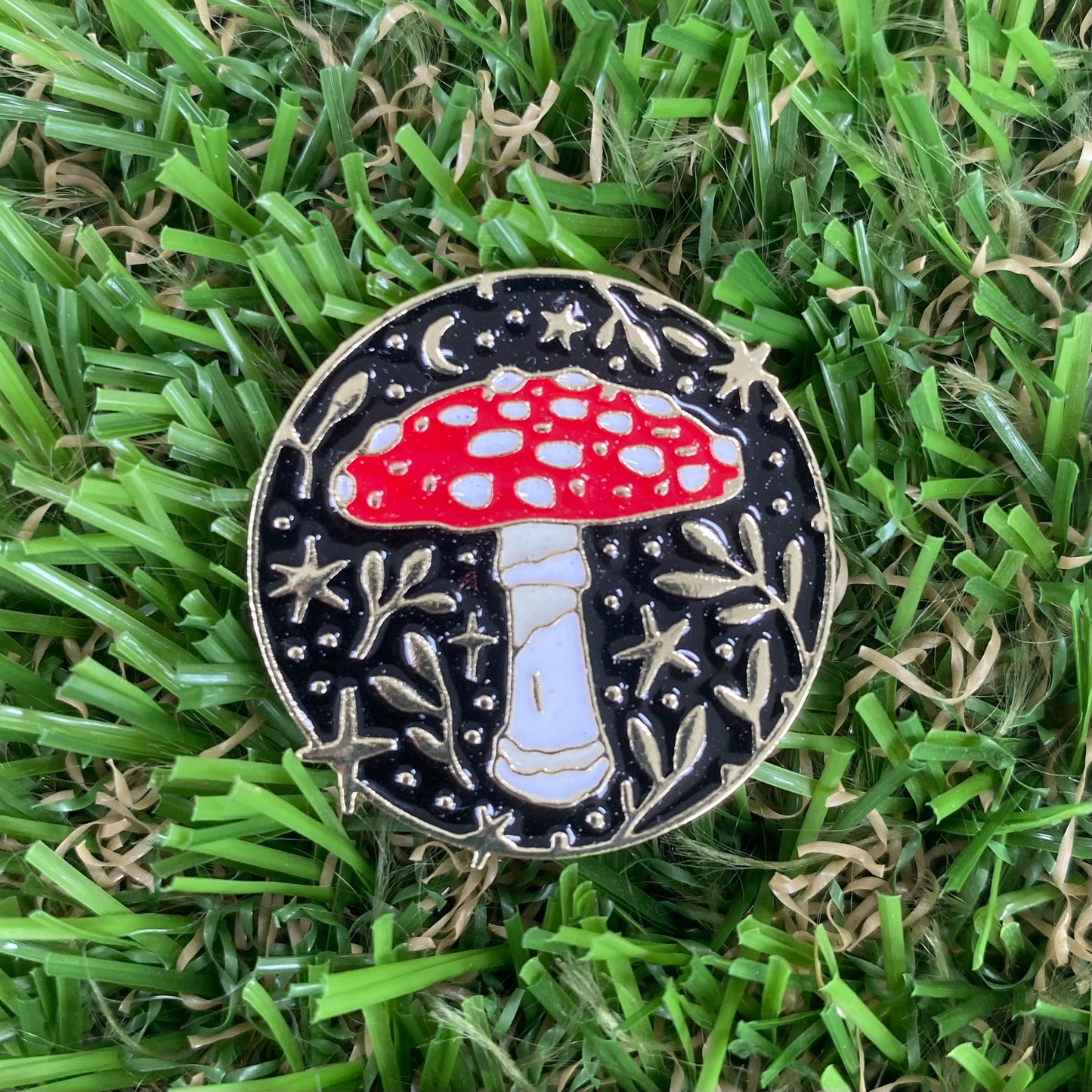 Mushroom Needle Minder