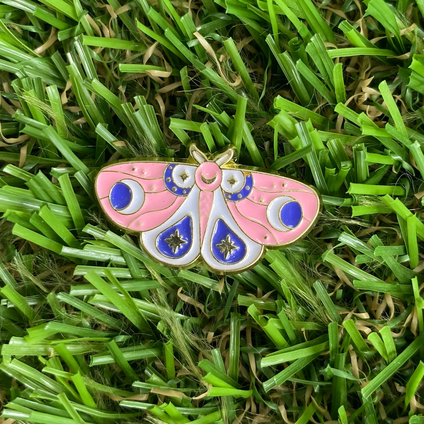 Pink & Purple Moon Moth Needle Minder