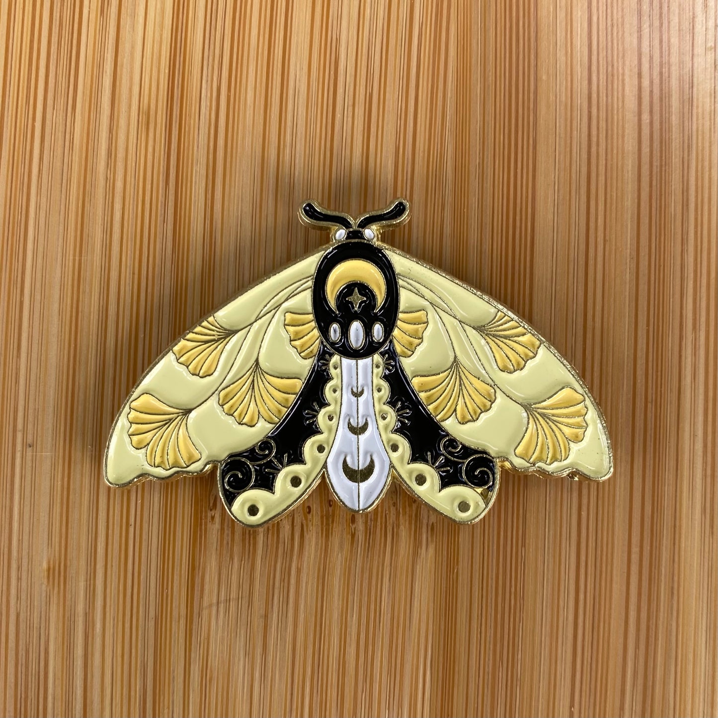 Yellow Flower Moth Needle Minder