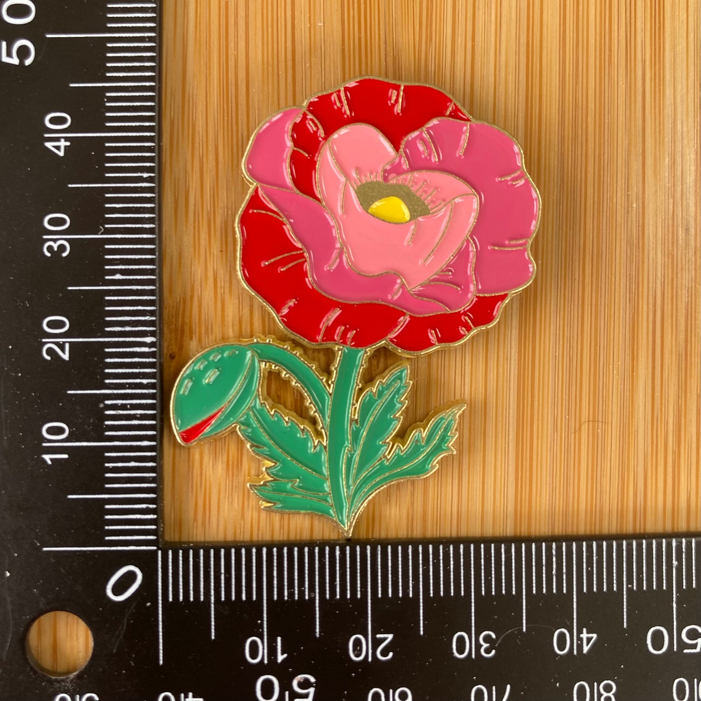 Red Flower Needle Minder