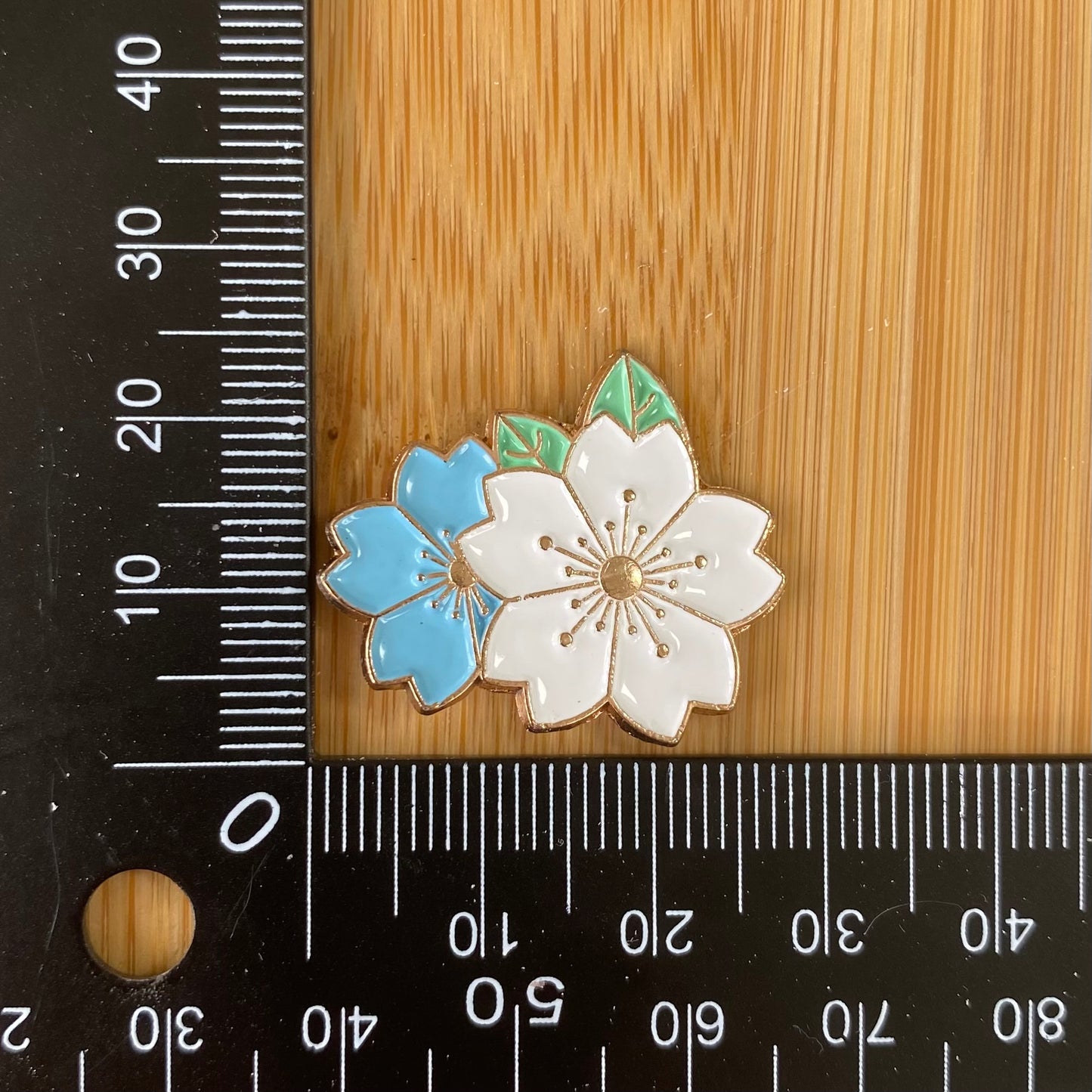 Blue Cherryblossom Needle Minder