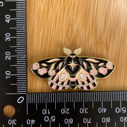 Pink Flower Moth Needle Minder