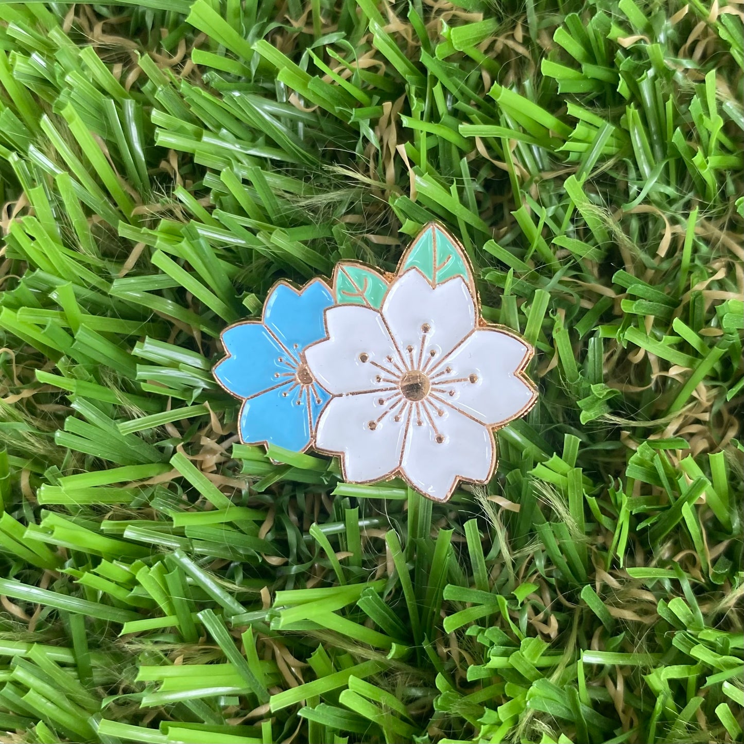 Blue Cherryblossom Needle Minder