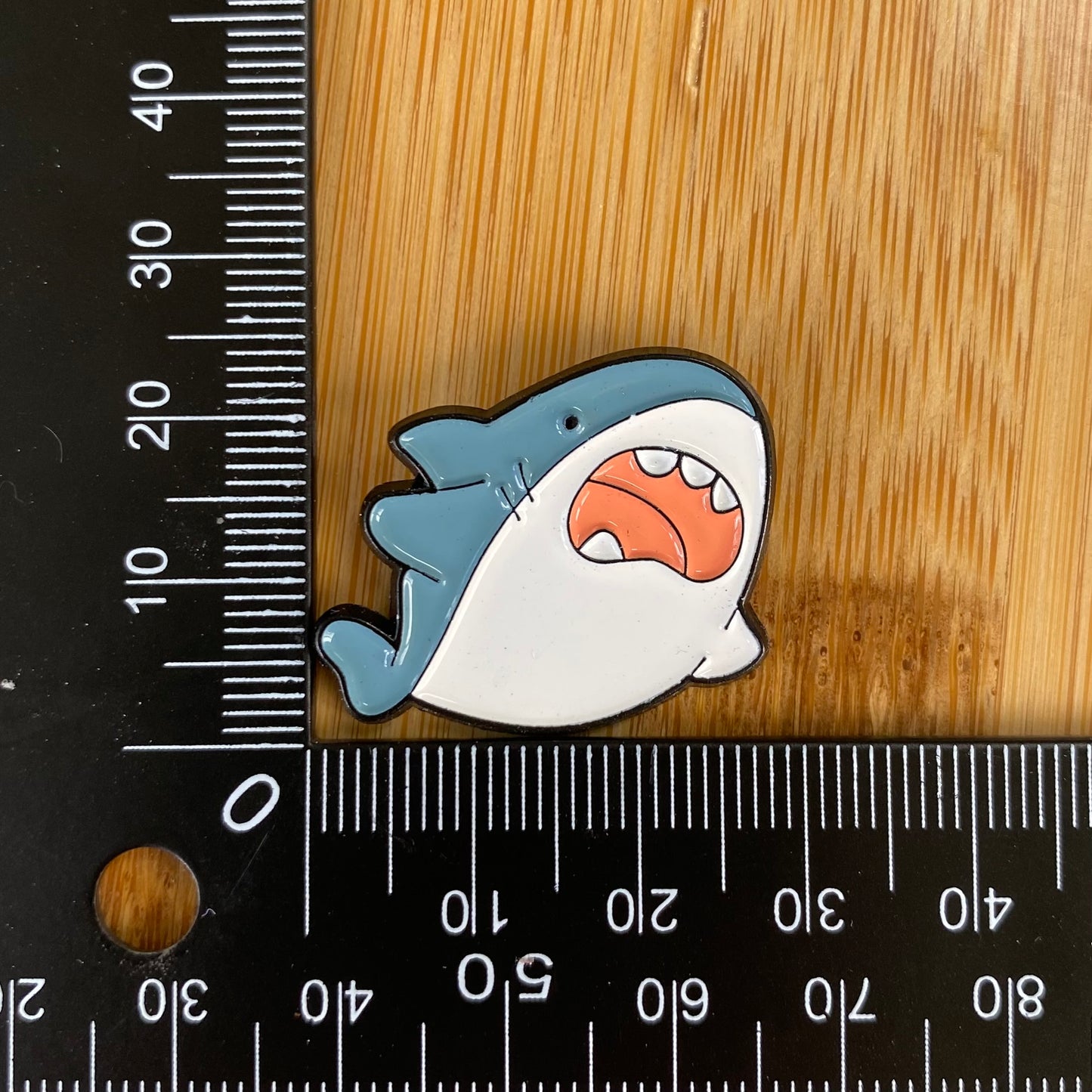 Shark Needle Minder