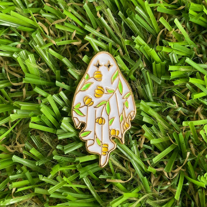 Yellow Flower Ghost Needle Minder