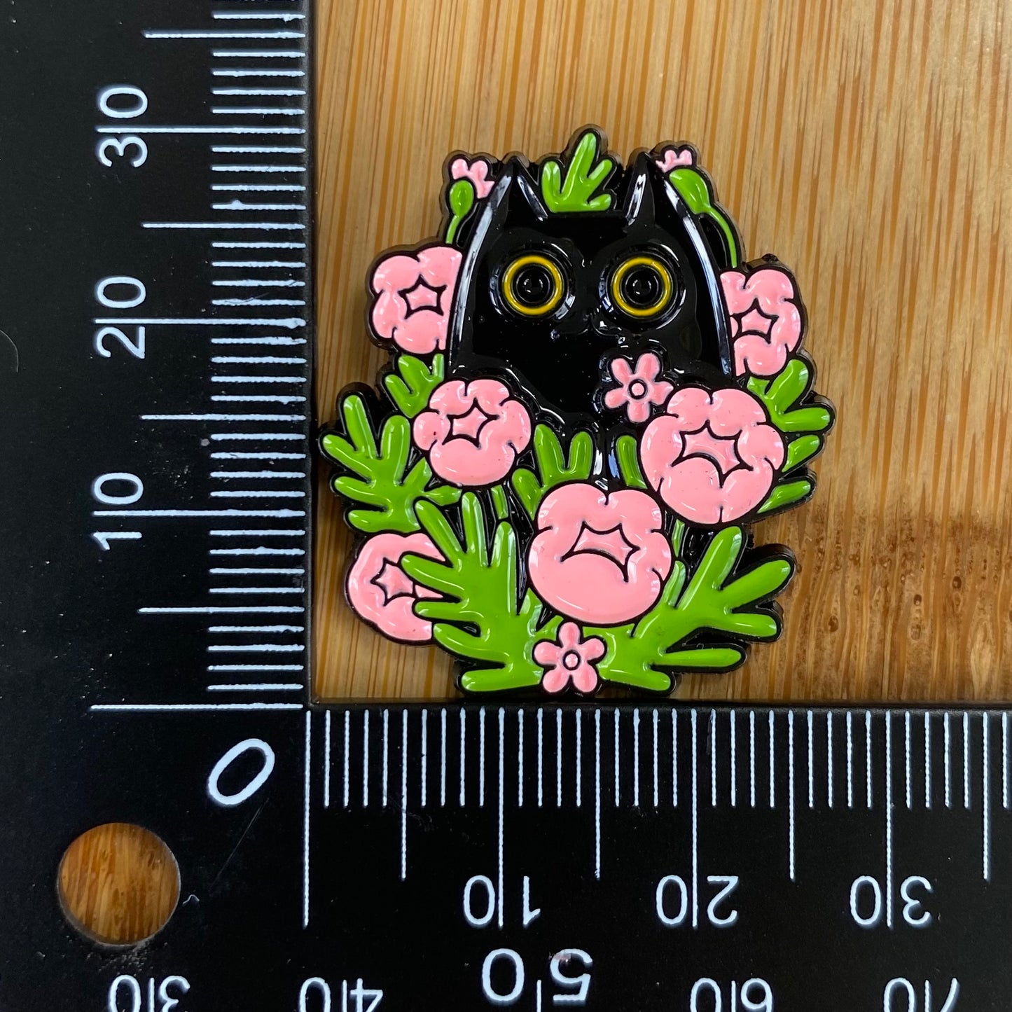 Cat & Pink Flower Needle Minder