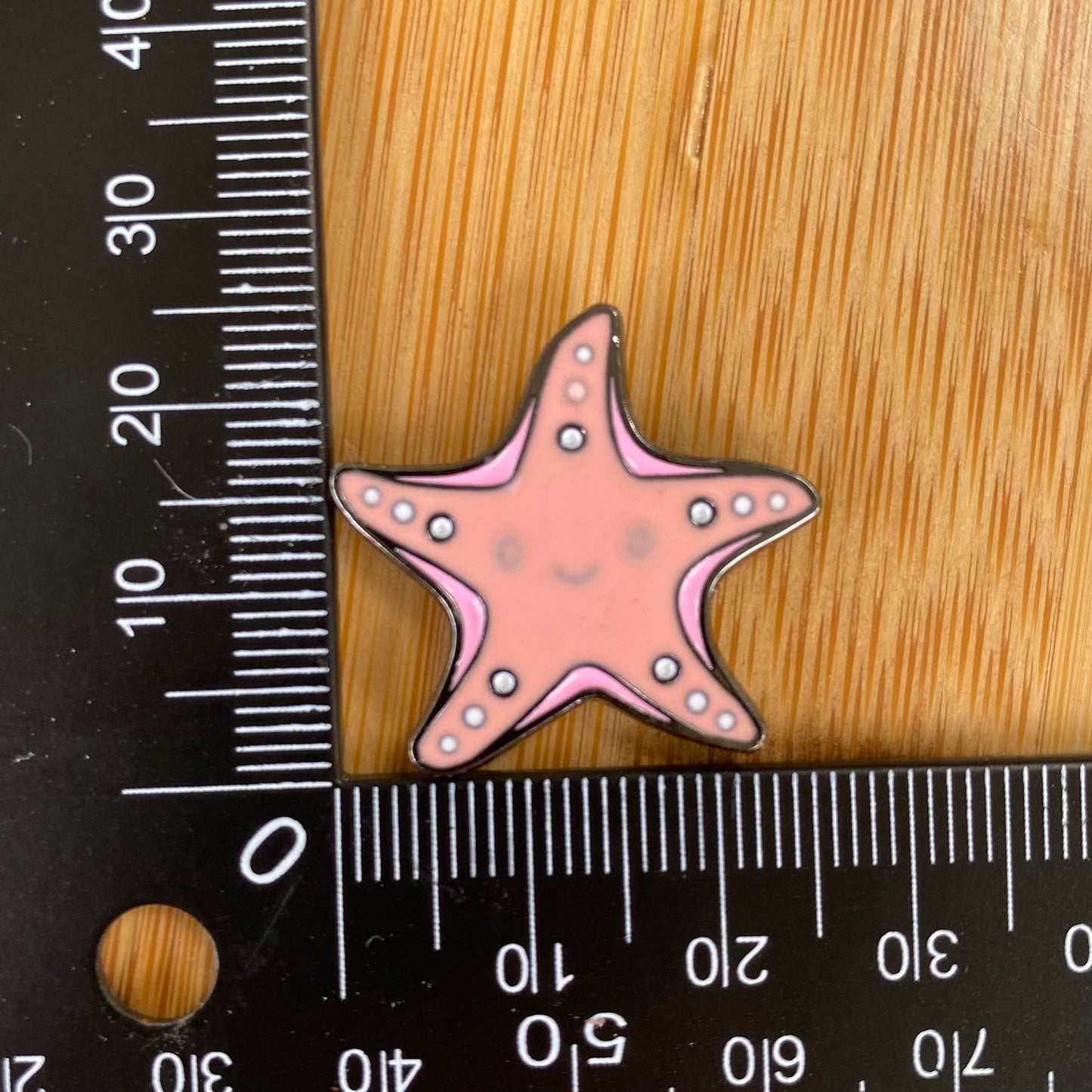 Starfish Needle Minder