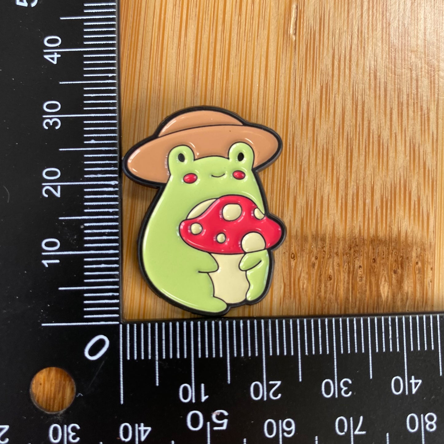 Hat Frog Needle Minder