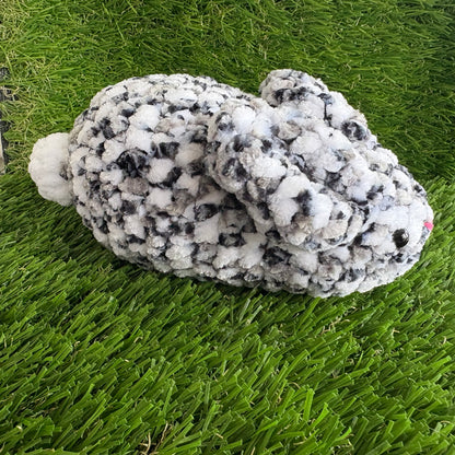 Pets: Rabbit M